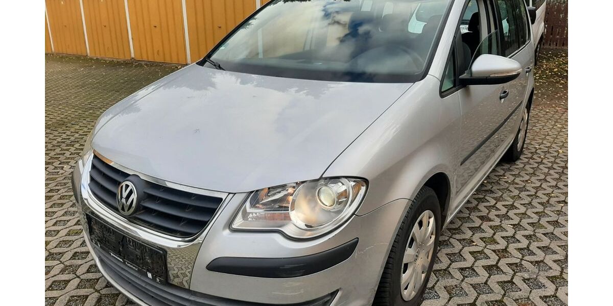 VW Touran 219.000 km 3.490 &euro; Dresden 01259
