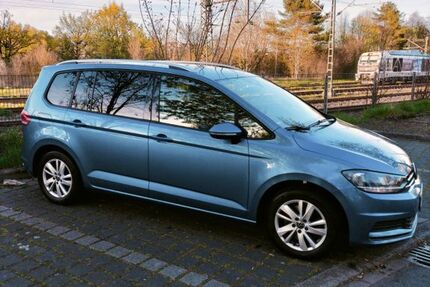 VW Touran 93.000 km 20.700 &euro; Remchingen 75196