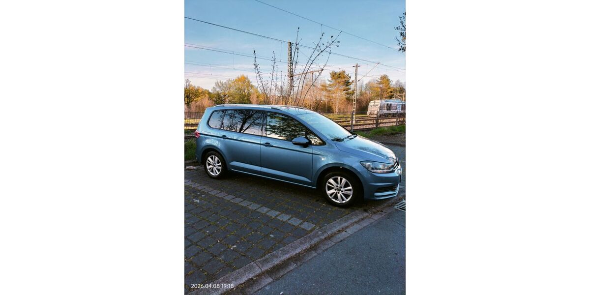 VW Touran 93.000 km 20.700 &euro; Remchingen 75196
