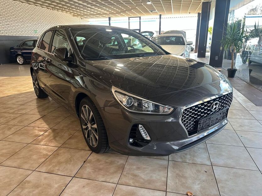 Hyundai i30 94.000 km 14.900 € Gescher 48712
