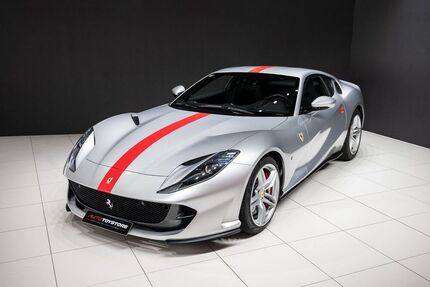 Ferrari 812