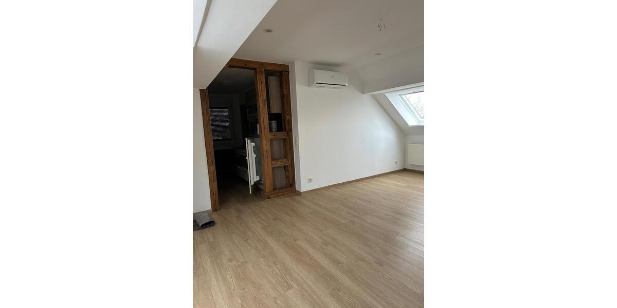Dachgeschoßwohnung Großräschen - 1 Zimmer, 65 m&sup2;, 500&euro; | Angebot:25407256