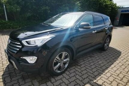 Hyundai Grand Santa Fe 120.000 km 18.990 &euro; Ahrensbök 23623