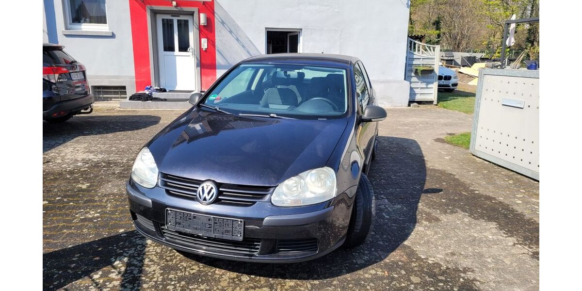 VW Golf 192.000 km 800 &euro; Dettenheim 76706