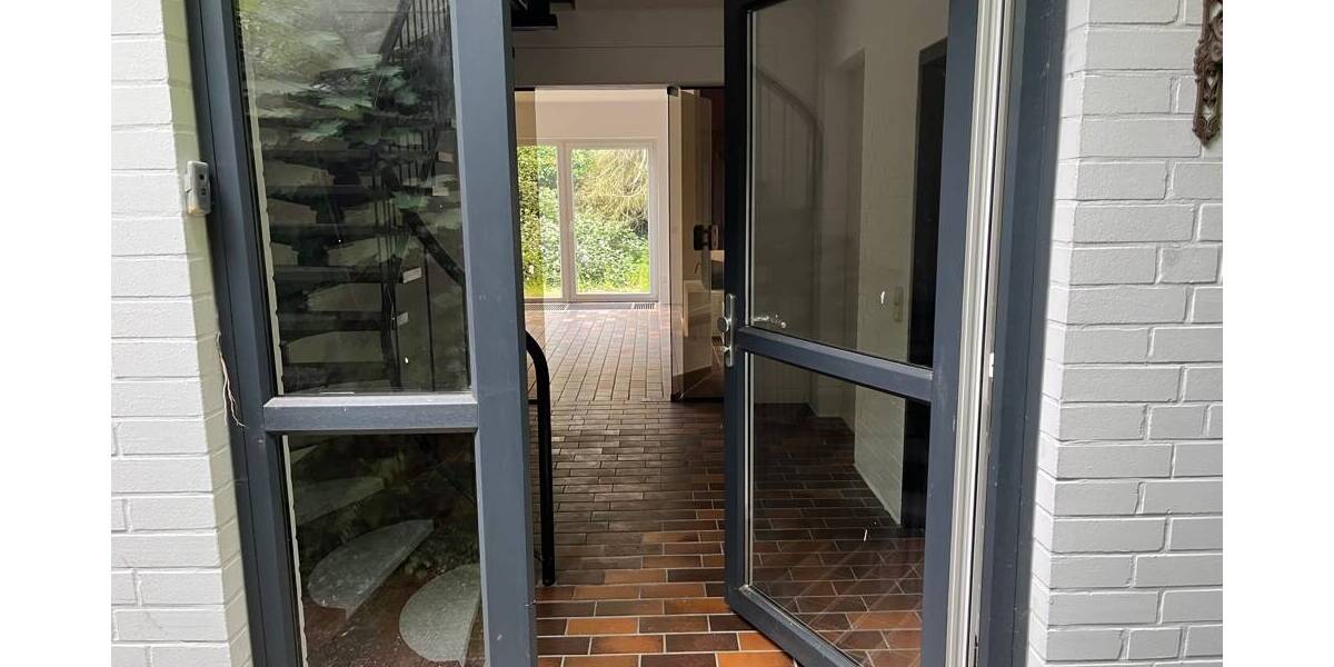 Großartiges Ein-Familie-Haus mit Einliegerwohnung in Schloß Ricklingen zu vermieten 5 zimmer