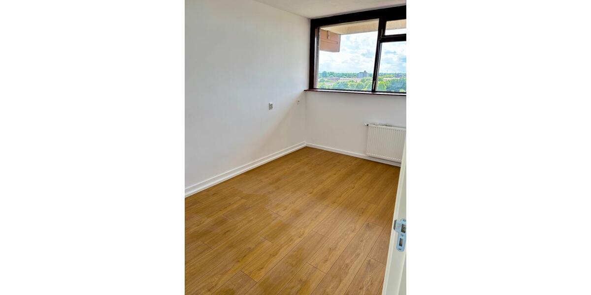 Etagenwohnung Emden - 4 Zimmer, 87 m&sup2;, 600&euro; | Angebot:26397668