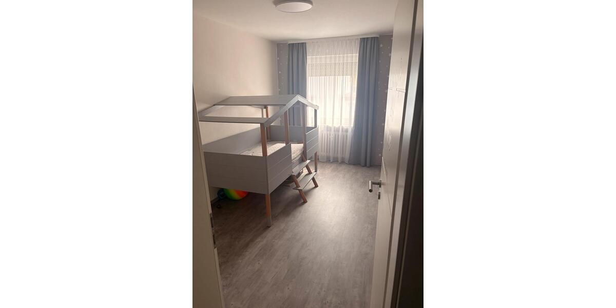 Etagenwohnung Bad Arolsen - 3 Zimmer, 92 m&sup2;, 188.000&euro; | Angebot:27165680