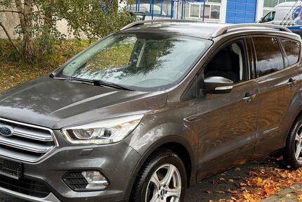 Ford Kuga 111.000 km 10.795 &euro; Eschenburg - Hirzenhain Bahnhof 35713