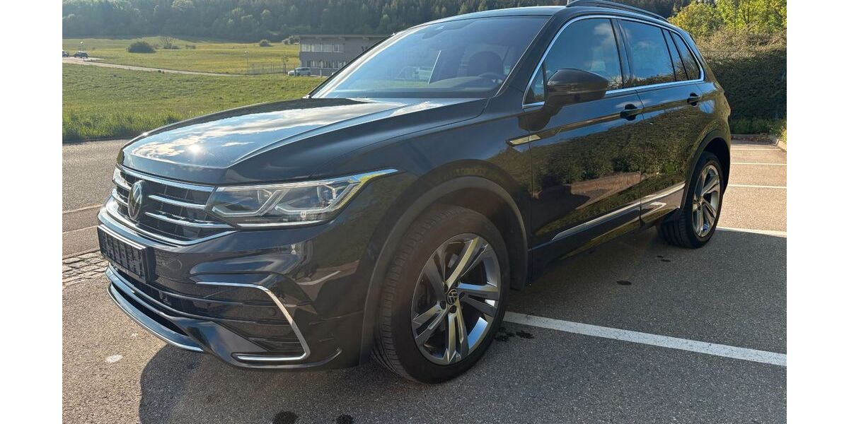 VW Tiguan 59.800 km 31.990 &euro; Wehingen 78564