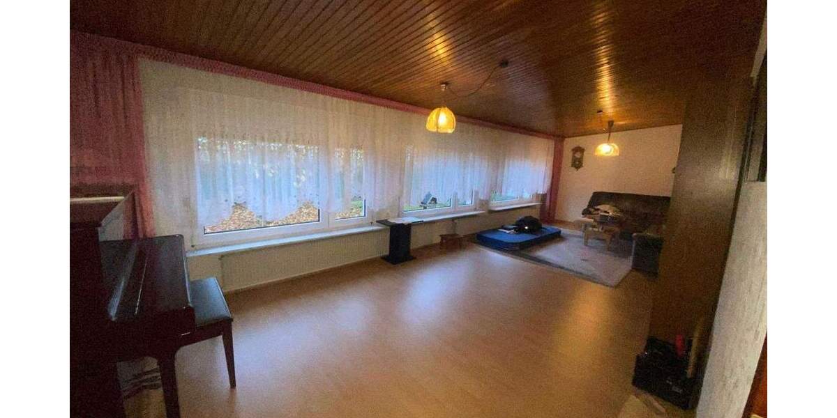 Einfamilienhaus Wesendorf - 1 Zimmer, 174 m&sup2;, 280.000&euro; | Angebot:25220682