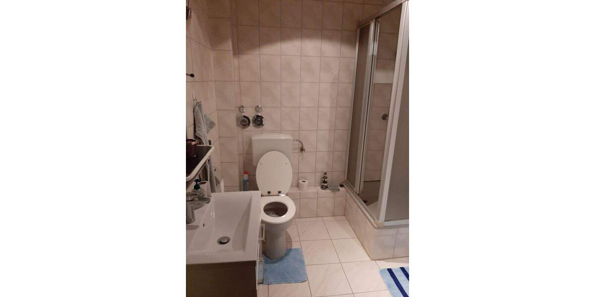 Einfamilienhaus Raunheim - 8 Zimmer, 270 m&sup2;, 670.000&euro; | Angebot:24845070