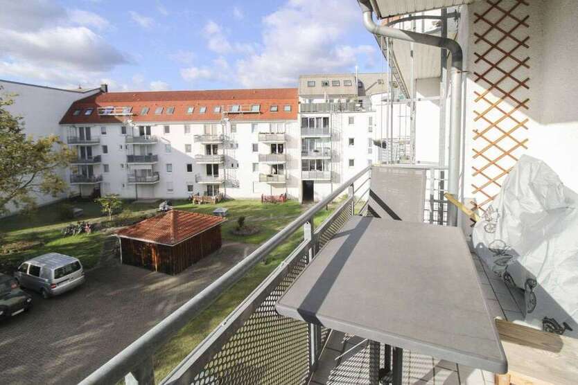 Wohnung zum Kaufen in Magdeburg 185.000 € 77.76 m²