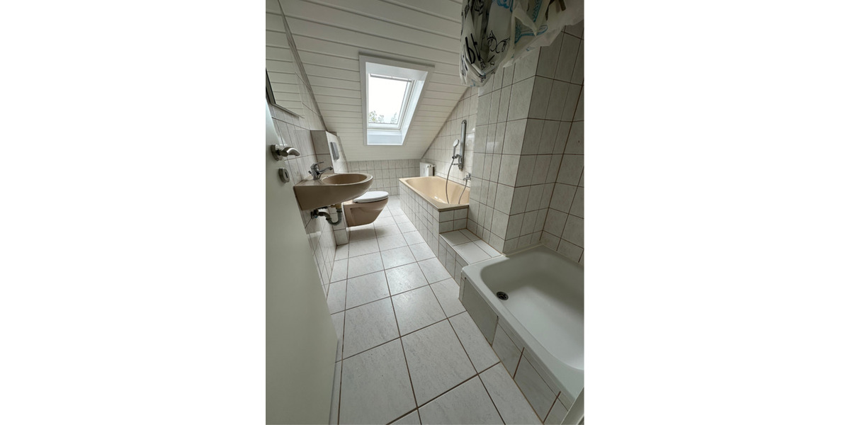 Dachgeschoßwohnung Rastatt - 2 Zimmer, 53 m&sup2;, 220.000&euro; | Angebot:25236637