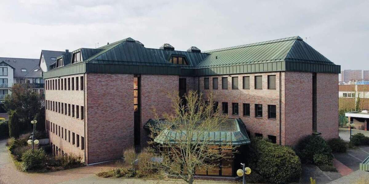 Leerstehendes Gewerbeobjekt in Dietzenbach - vielseitig nutzbar als Büro, Klinik oder Pflegeheim 6 zimmer