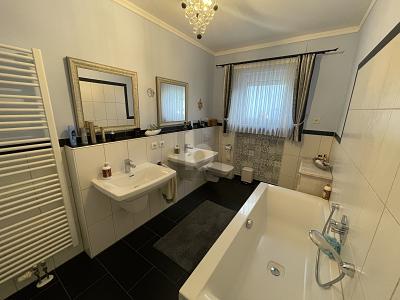 WOHNEN MIT HERZ - RAUM FÜR FAMILIE & NATUR - Einfamilienhaus Birlenbach | Angebot:26037824