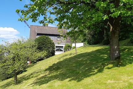 Haus Engelskirchen - 6 Zimmer, 130 m&sup2;, 1.200&euro; | Angebot:25352177