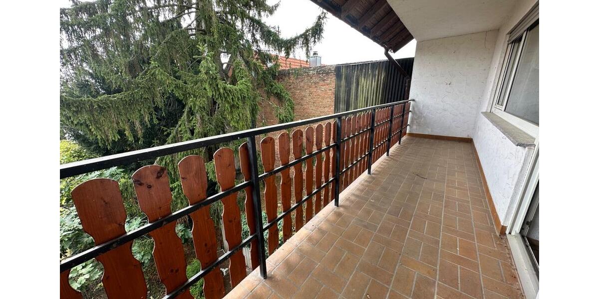 Reihenhaus Maikammer - 7 Zimmer, 130 m&sup2;, 213.000&euro; | Angebot:27089309