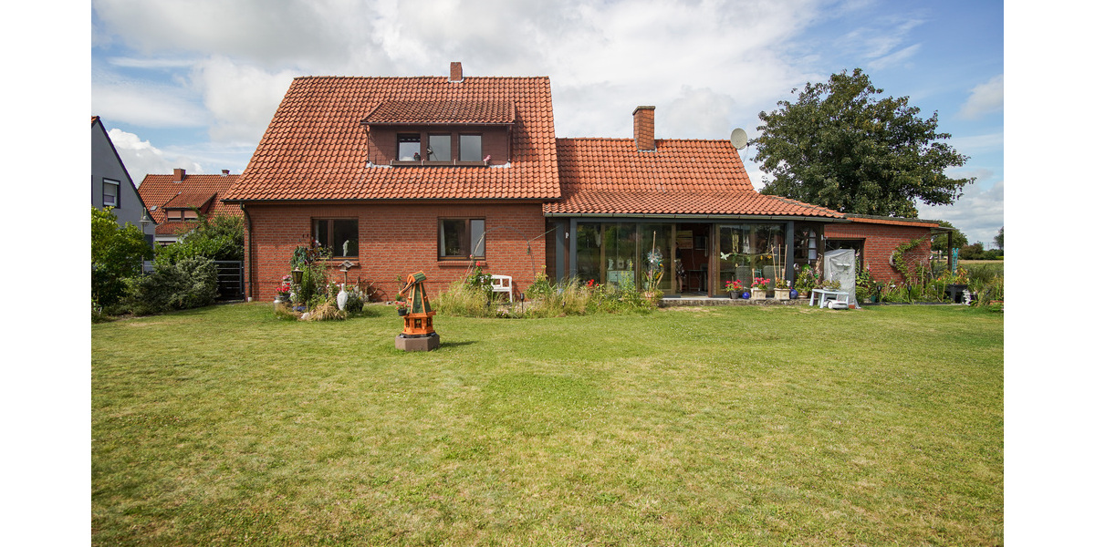 Wohngenuss mit Charme - gepflegtes Ein- bis Zweifamilienhaus mit Wintergarten - Einfamilienhaus Lemförde | Angebot:25862195