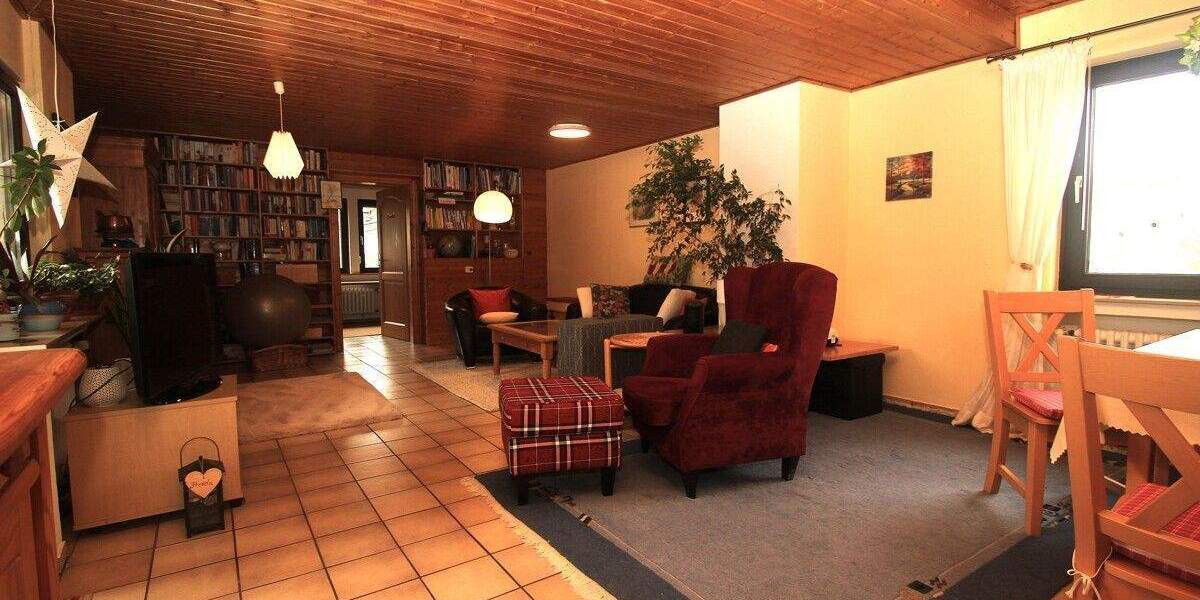 Etagenwohnung Königswinter Ittenbach - 3 Zimmer, 84 m&sup2;, 229.000&euro; | Angebot:24859917