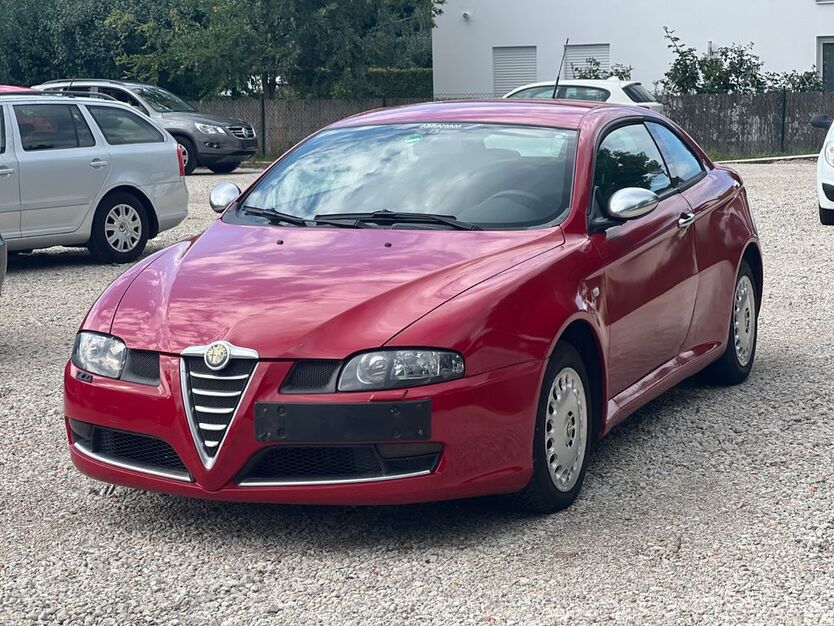 Alfa Romeo GT 120.000 km 1.700 € Allershausen 85391