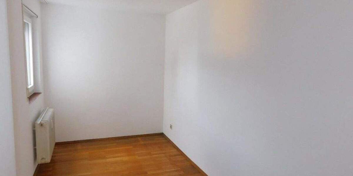 Etagenwohnung Dossenheim - 3 Zimmer, 75 m&sup2;, 300.000&euro; | Angebot:25627382