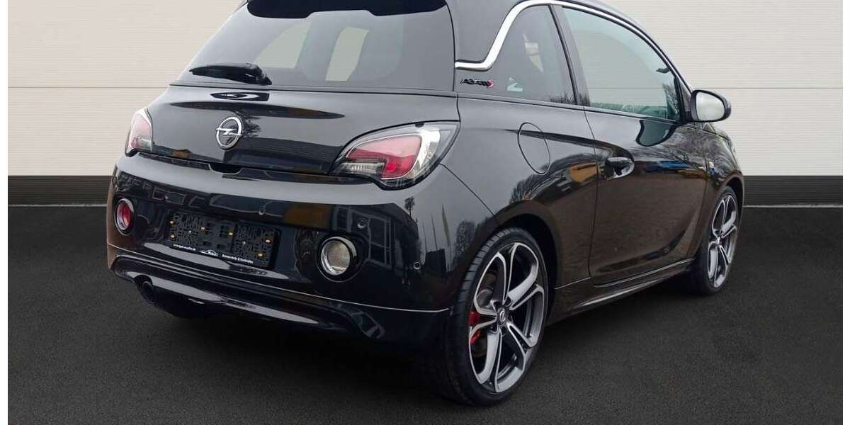 Opel Adam 104.000 km 9.900 &euro; Rothemühl 17379
