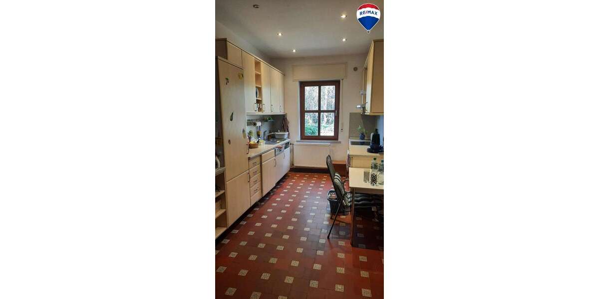 Einfamilienhaus Hüllhorst - 8 Zimmer, 160 m&sup2;, 220.000&euro; | Angebot:26389180