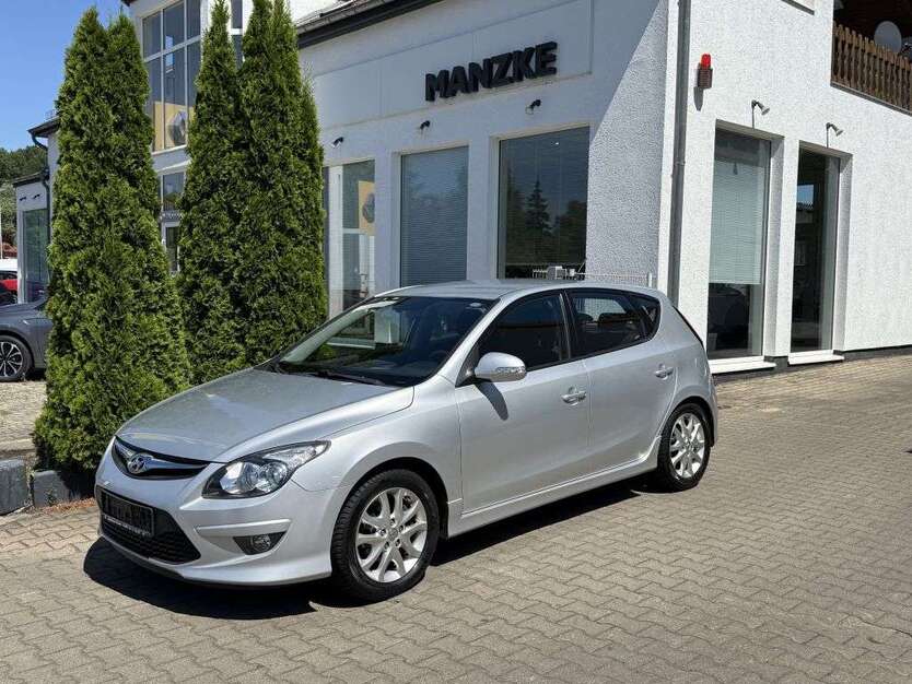 Hyundai i30 54.703 km 6.990 € Borgsdorf 16556
