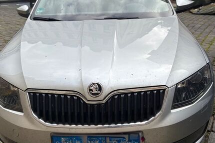 Skoda Octavia 126.500 km 12.900 &euro; Leipzig 04275