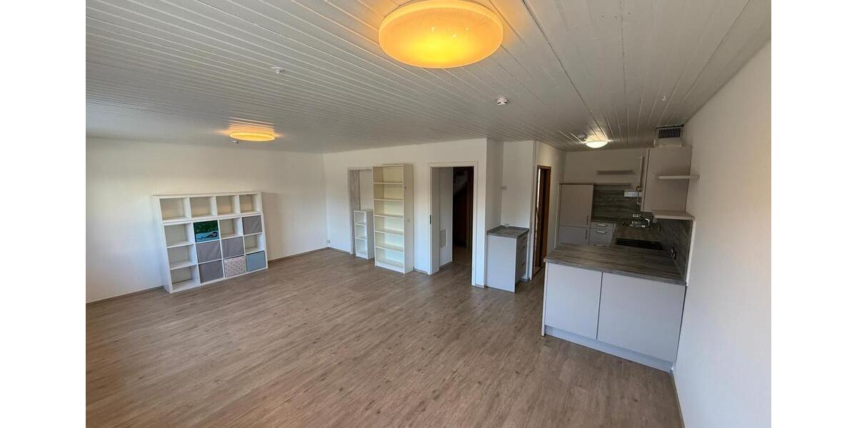 Erdgeschoßwohnung Endingen am Kaiserstuhl - 3 Zimmer, 82 m&sup2;, 1.000&euro; | Angebot:26279705