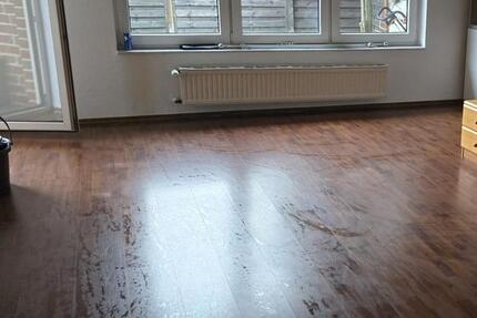 Schöne 3 ZKB Erdgeschoss Wohnung mit Stellplatz zimmer