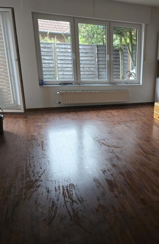 Schöne 3 ZKB Erdgeschoss Wohnung mit Stellplatz zimmer