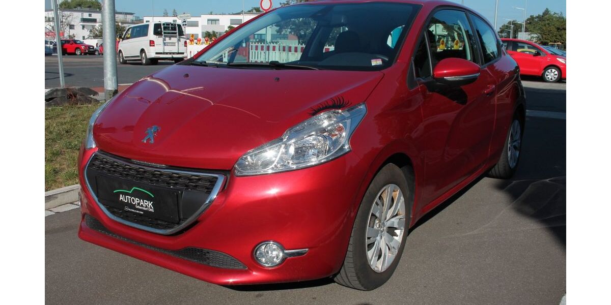 Peugeot 208 110.000 km 4.900 &euro; Nürnberg 90449