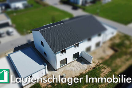 Effizient, großzügig & modern! NEUBAU-Doppelhaushälfte mit Doppelgarage in Deining bei NeumarktOpf.