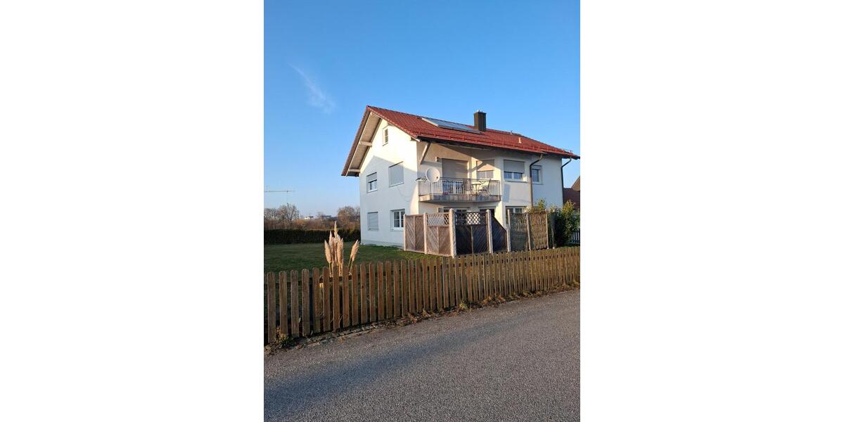 Erdgeschoßwohnung Geisenhausen - 3 Zimmer, 84 m&sup2;, 1.000&euro; | Angebot:25299692