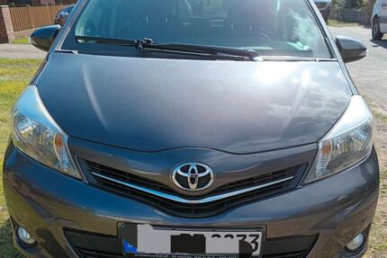 Toyota Yaris 103.691 km 5.900 &euro; Breddorf 27412