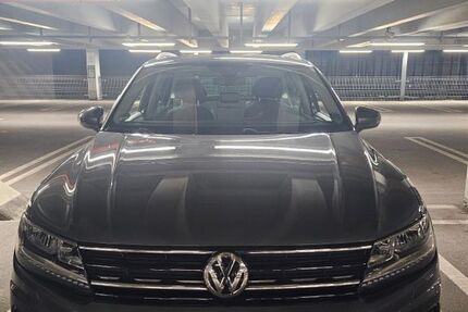 VW Tiguan 84.000 km 23.500 &euro; Frankfurt am Main 60386