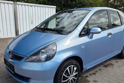 Honda Jazz 171.000 km 2.199 &euro; Erfurt 99089
