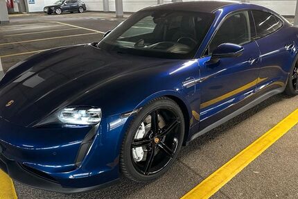 Porsche Taycan 76.000 km 59.950 &euro; Köln 50667
