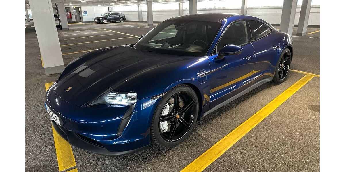 Porsche Taycan 76.000 km 59.950 &euro; Köln 50667