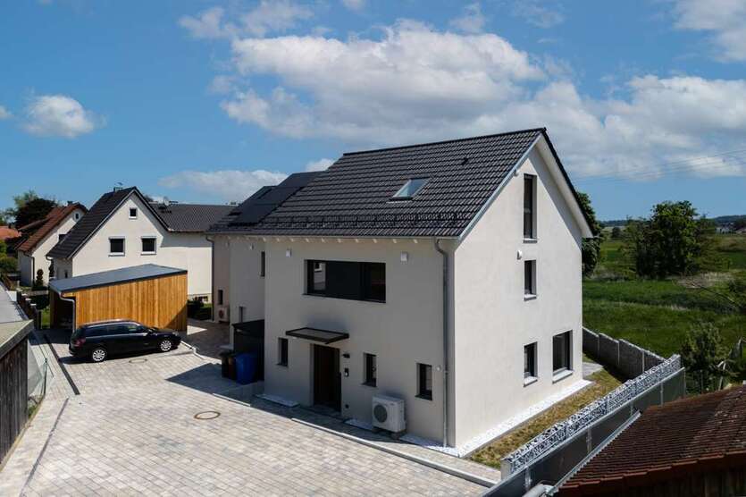 Haus zum Kaufen in Herrngiersdorf 565.000 € 148.66 m²