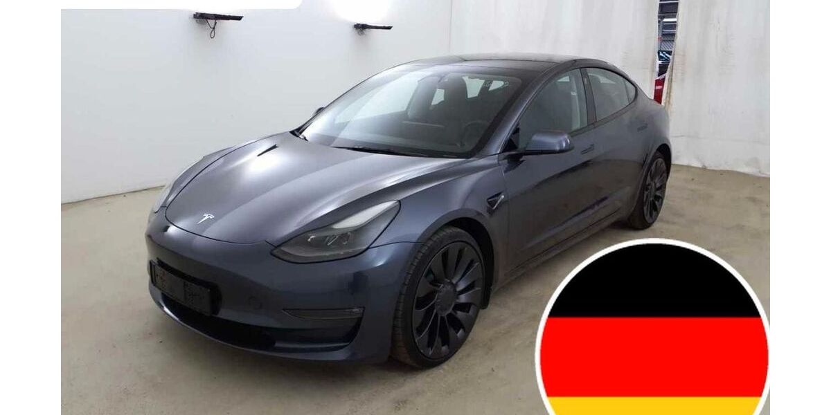 Tesla Model 3 96.665 km 28.950 &euro; Steinbach-Hallenberg OT Herges-Hallenberg 98587
