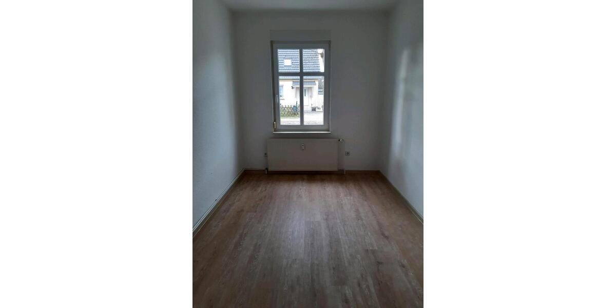 Erdgeschoßwohnung Löwenberger Land - 1.5 Zimmer, 45 m&sup2;, 350&euro; | Angebot:25327201