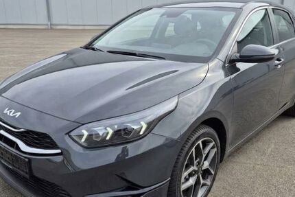 Kia ceed / Ceed 27.321 km 19.889 &euro; Bielefeld 33647