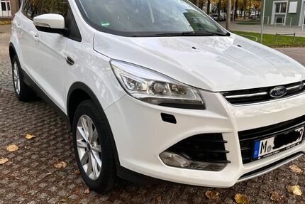 Ford Kuga 112.750 km 10.000 &euro; München 81541