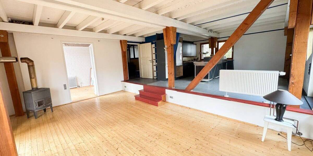 Mehrfamilienhaus, Wohnhaus Kaufungen Niederkaufungen - 8 Zimmer, 240 m&sup2;, 435.000&euro; | Angebot:26016033