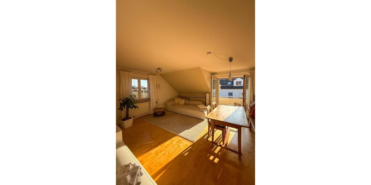 Dachgeschoßwohnung Erding - 3 Zimmer, 68 m&sup2;, 1.400&euro; | Angebot:24829077