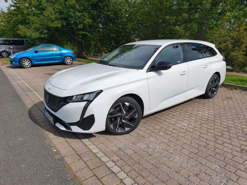 Peugeot 308 64.000 km 19.900 € Oettern 98438
