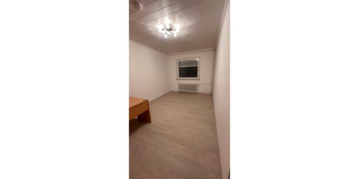 Etagenwohnung Stolzenau - 4 Zimmer, 90 m&sup2;, 885&euro; | Angebot:25515094
