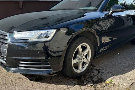 Audi A4 143.000 km 16.990 € Neu-Ulm (Pfuhl) 89233